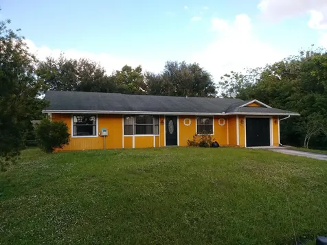 301 NW Fairfax Avenue Port St Lucie FL 34983