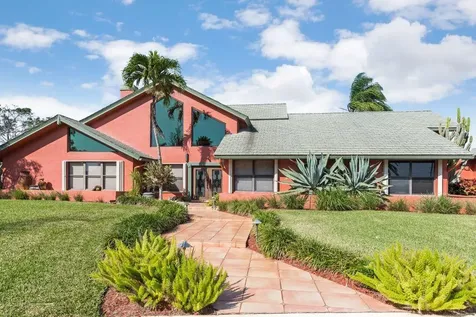 10385 Avenida Del Rio Delray Beach FL 33446