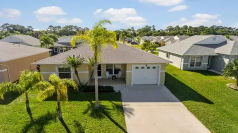 613 Paurotis Lane Fort Pierce FL 34982