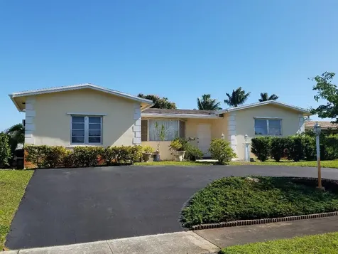 2131 N 50th Avenue Hollywood FL 33021