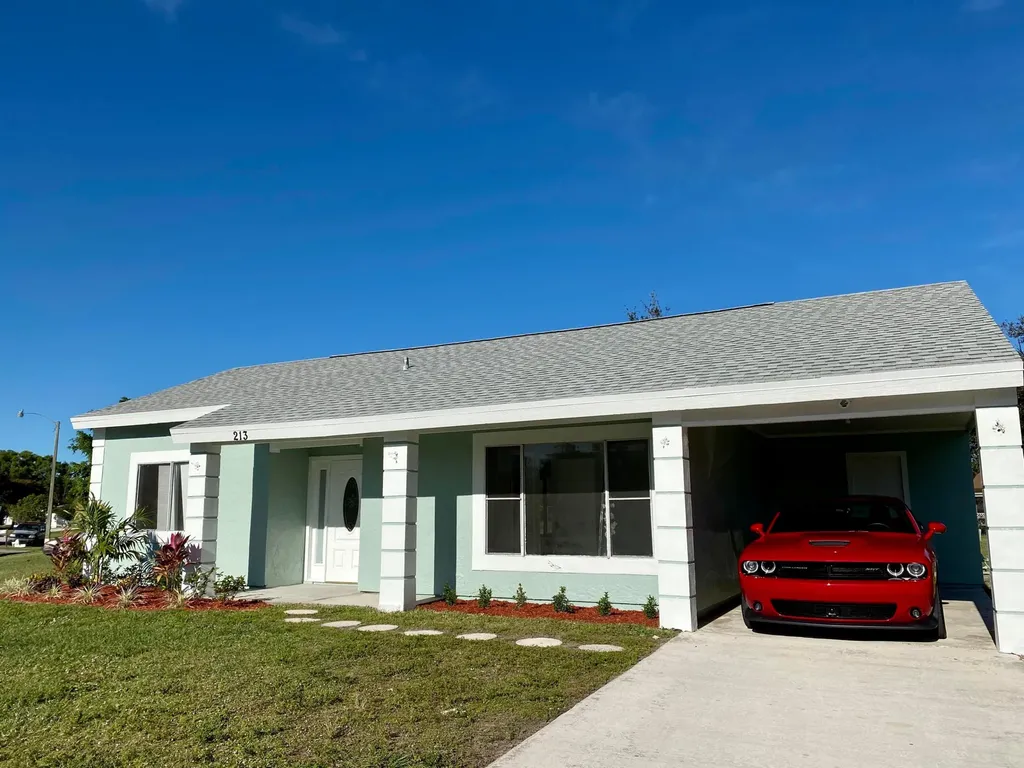 213 SW Kimball Circle Port St Lucie FL 34953