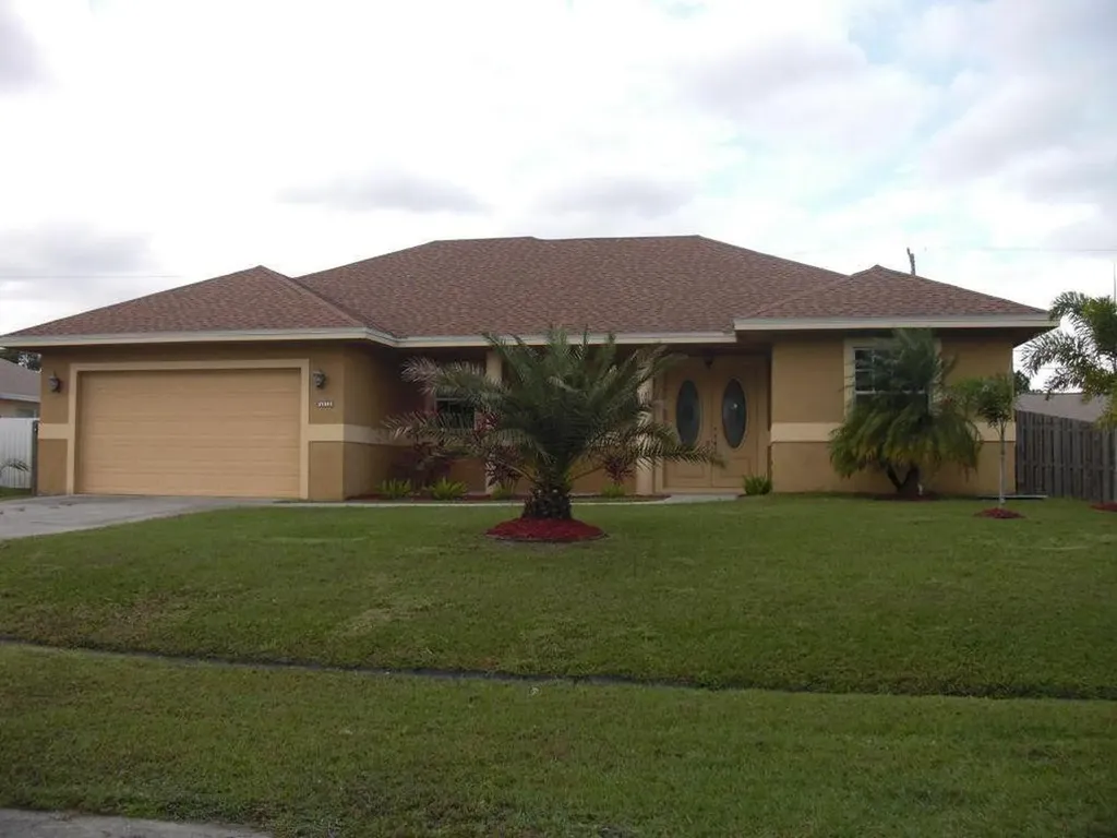 4012 SW Alice Street Port St Lucie FL 34953