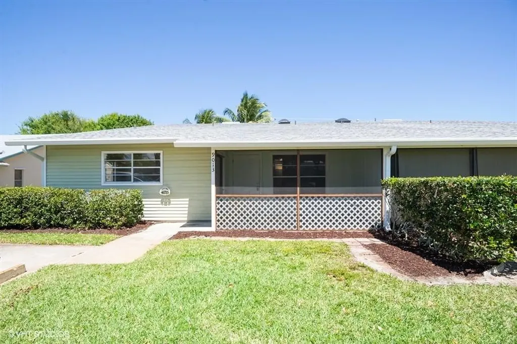 9013 SE Hobe Ridge Avenue Hobe Sound FL 33455
