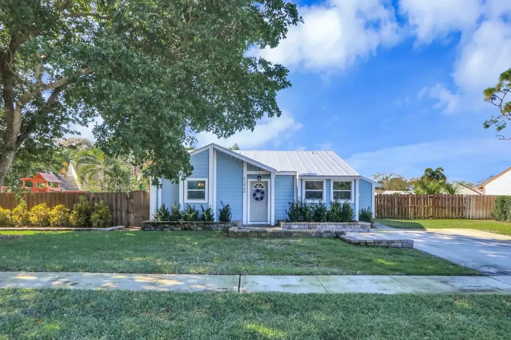 18200 Jupiter Landings Drive Jupiter FL 33458