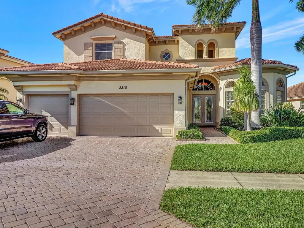 2810 Grand Isle Way SW Vero Beach FL 32968