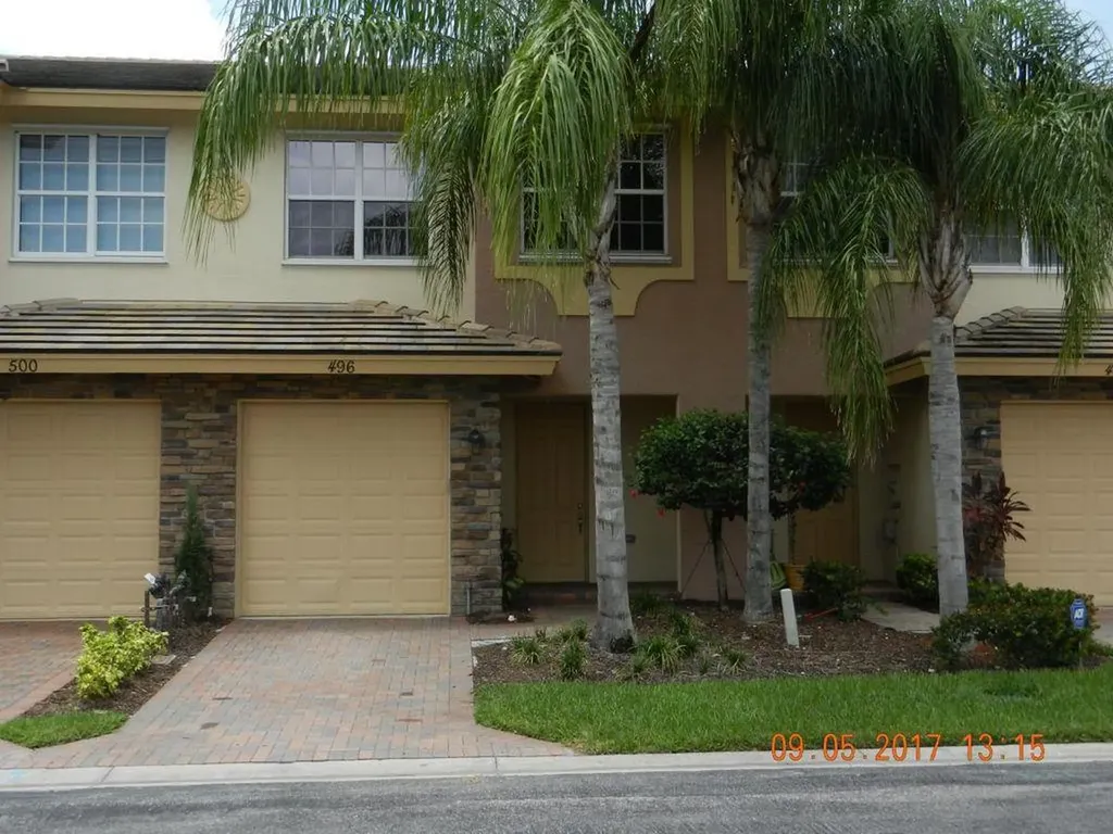 496 SE Bloxham Way Stuart FL 34997