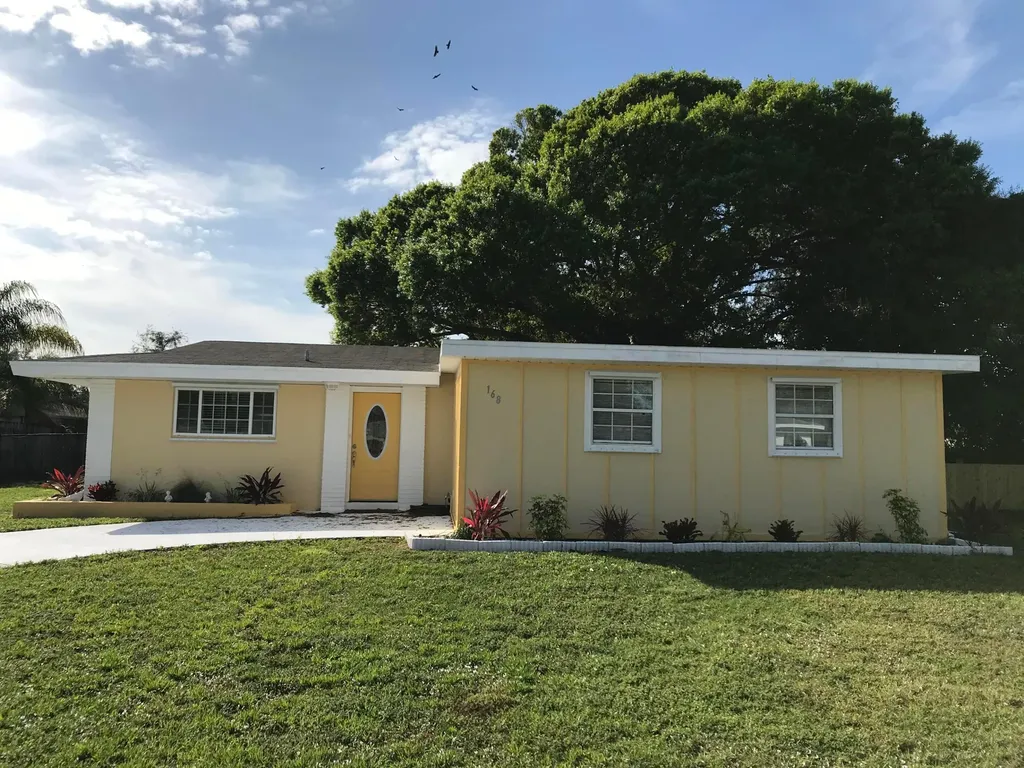 168 NE Tunison Avenue Port St Lucie FL 34983