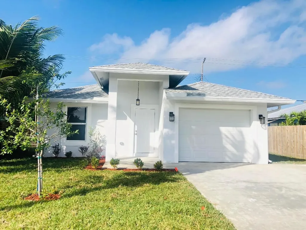 1825 N J Street Lake Worth Beach FL 33460