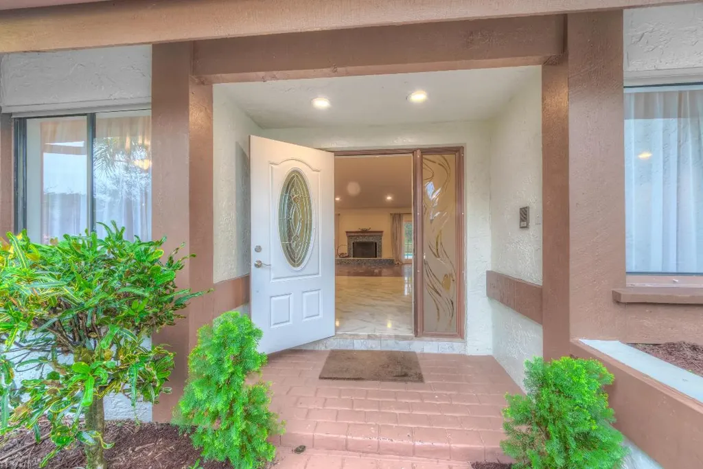 7672 Estrella Circle Boca Raton FL 33433