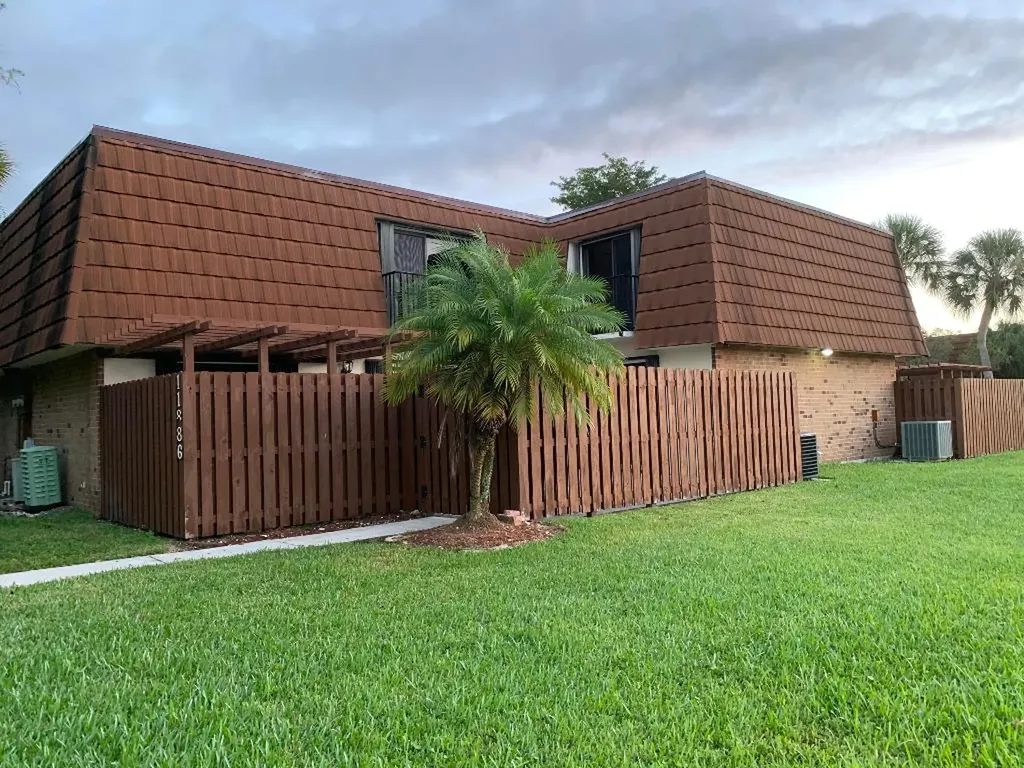 11886 SW 8th Court Davie FL 33325