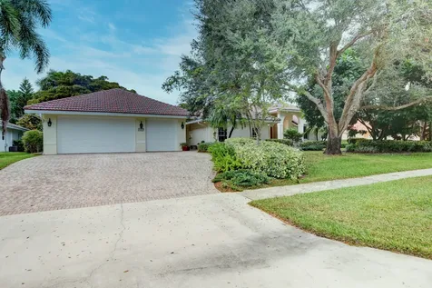 21178 Sweetwater Lane N Boca Raton FL 33428