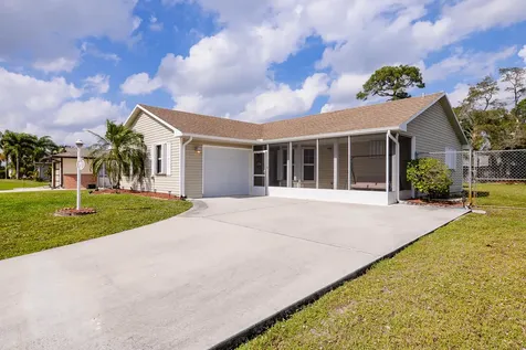 381 NE Gulfstream Avenue Port St Lucie FL 34983