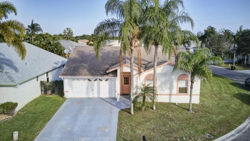 1246 Olympic Circle Greenacres FL 33413