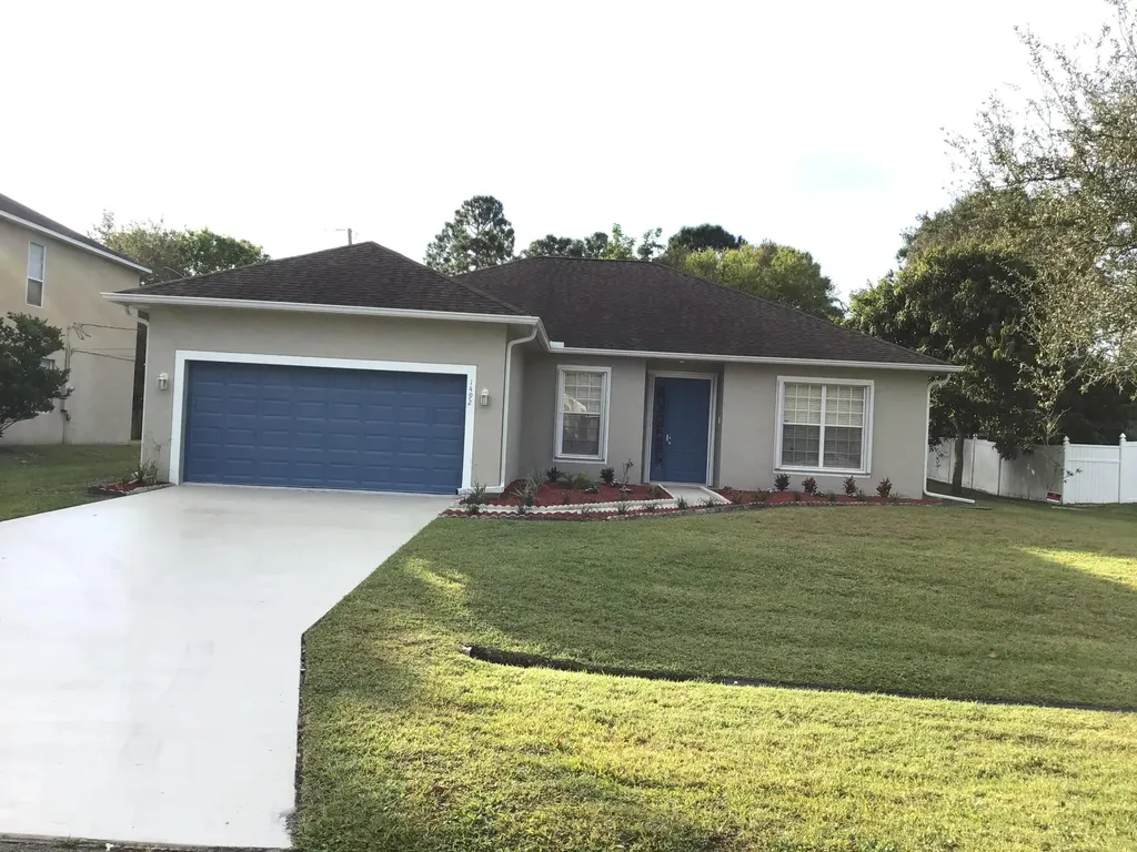 1492 SW Dimperio Avenue Port St Lucie FL 34953