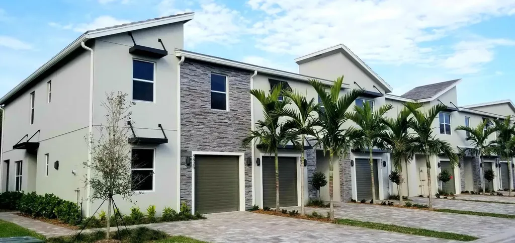 8825 Via Mar Rosso Lake Worth FL 33467