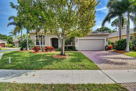 61 Lake Eden Drive Boynton Beach FL 33435