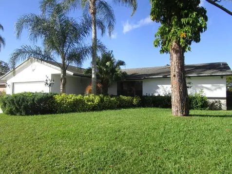 149 Sunflower Circle Royal Palm Beach FL 33411