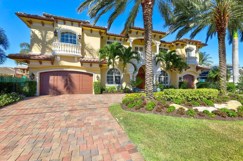 759 Glouchester Street Boca Raton FL 33487
