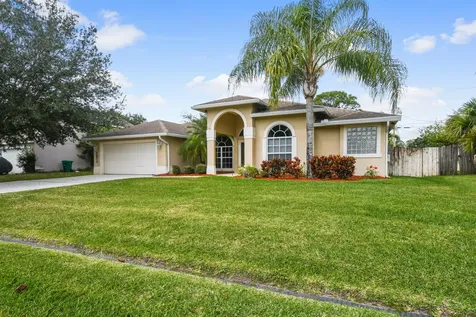 1271 SW Amboy Avenue Port St Lucie FL 34953