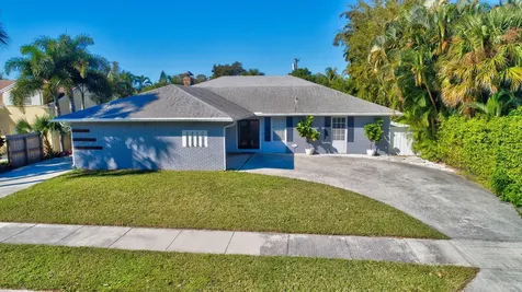1111 S Palmway Lake Worth Beach FL 33460