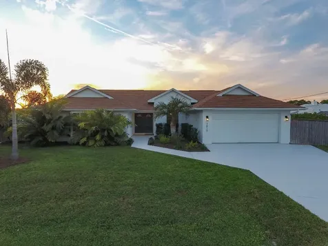 3815 SW Revere Court Port St Lucie FL 34953