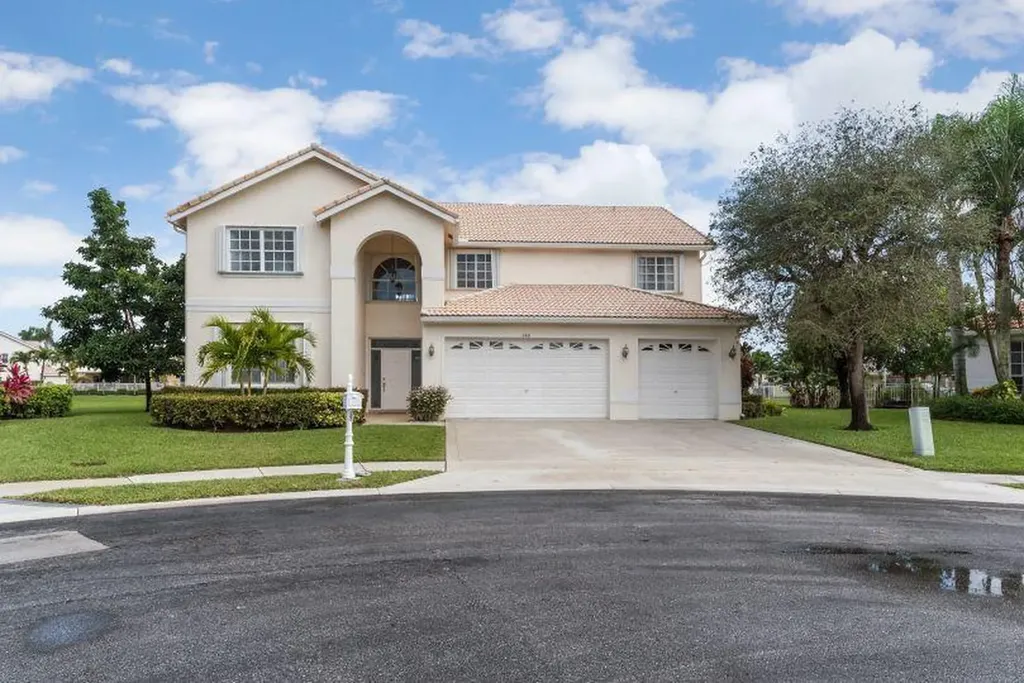 6441 Bridgeport Lane Lake Worth FL 33463