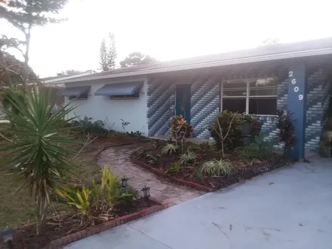 2609 S 29th Street Fort Pierce FL 34981