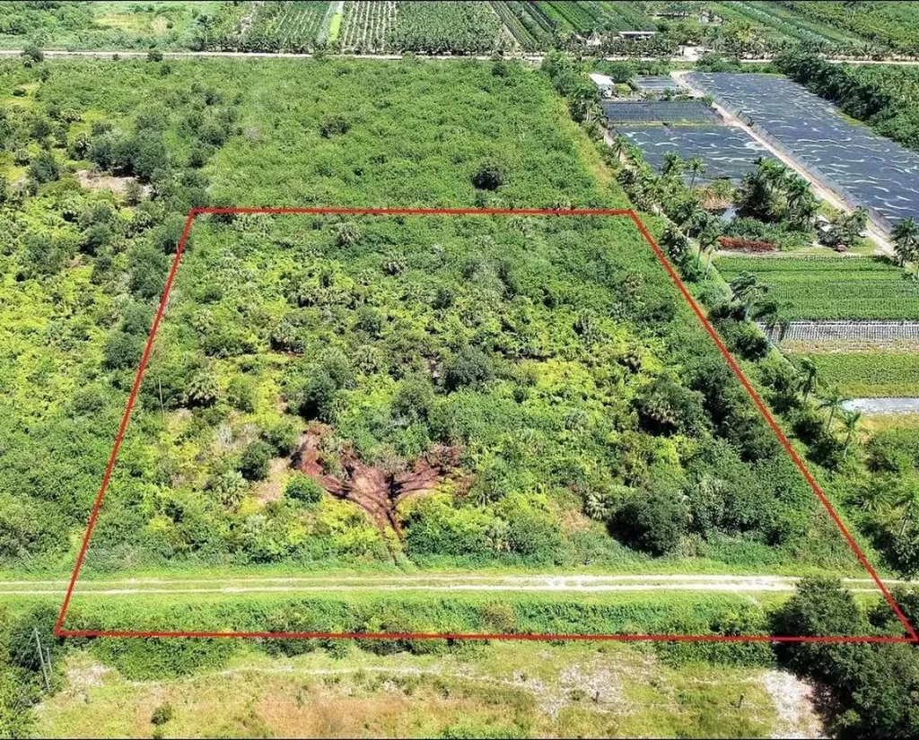 20431 Bedu Court Loxahatchee FL 33470