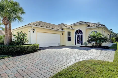 9048 SE La Creek Court Hobe Sound FL 33455