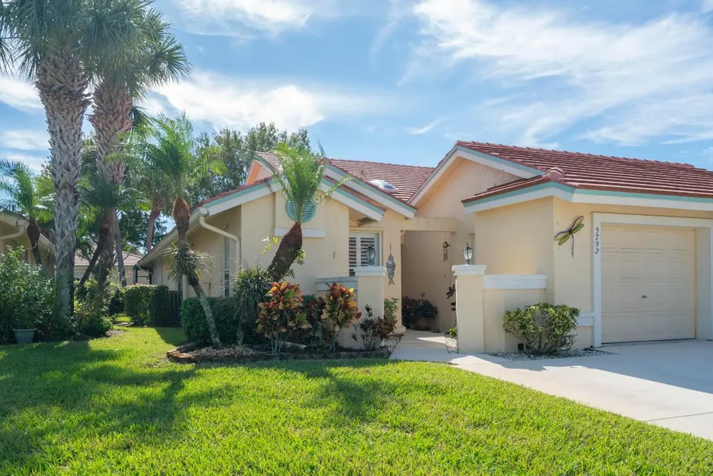 3792 SW Whispering Sound Drive Palm City FL 34990