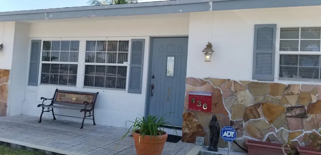 436 Seminole Drive Lake Worth FL 33462