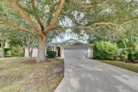 1817 SW Bellevue Avenue Port St Lucie FL 34953