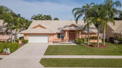 6682 Blue Bay Circle Lake Worth FL 33467