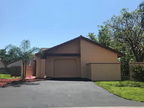 2175 NW 14th Street Delray Beach FL 33445