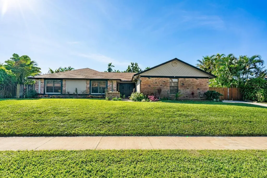 4810 Dorchester Mews Haverhill FL 33415