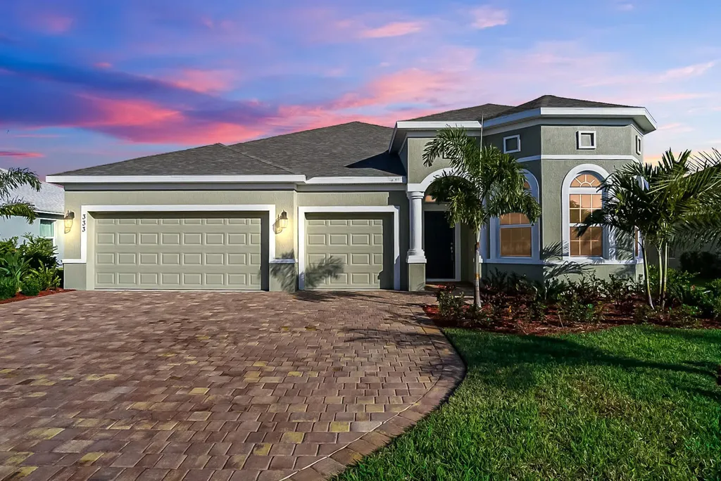 333 SW Vista Lake Drive Port St Lucie FL 34953