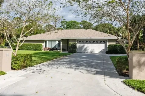 8401 SW Bent Oak Court Stuart FL 34997