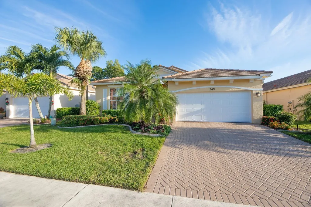 369 SW Lake Forest Way Port St Lucie FL 34986