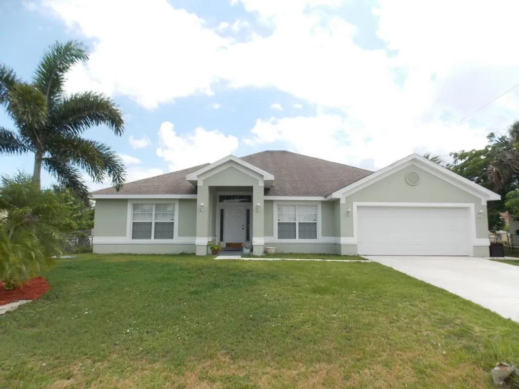 956 SW Cleary Terrace Port St Lucie FL 34953
