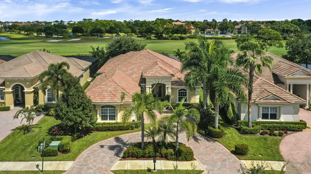 8730 Tompson Point Road Port St Lucie FL 34986