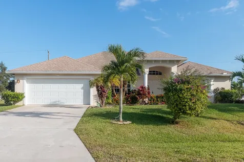 601 SW Stillman Avenue Port St Lucie FL 34953