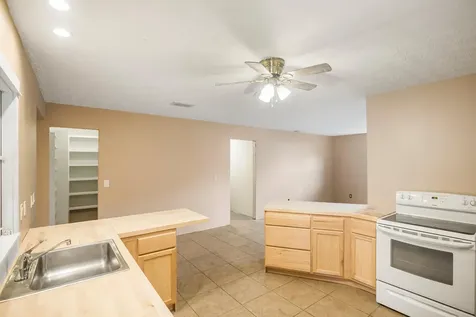 379 SE Yardley Terrace Port St Lucie FL 34983