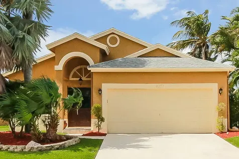 6377 Lansdowne Circle Boynton Beach FL 33472