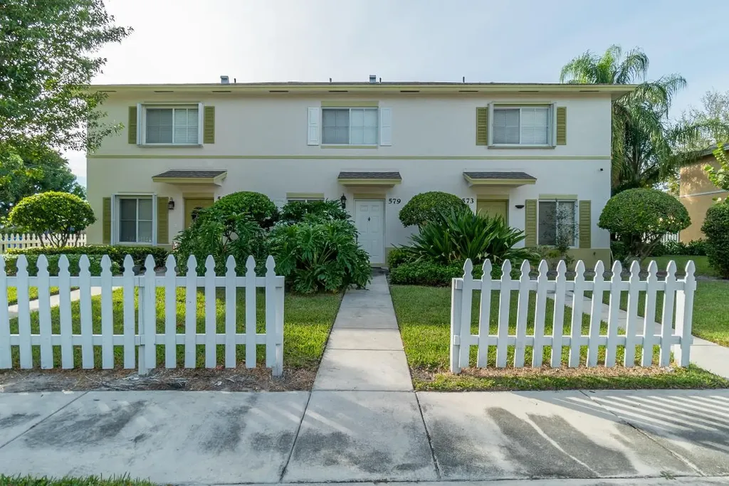 579 E Coast Avenue Lantana FL 33462
