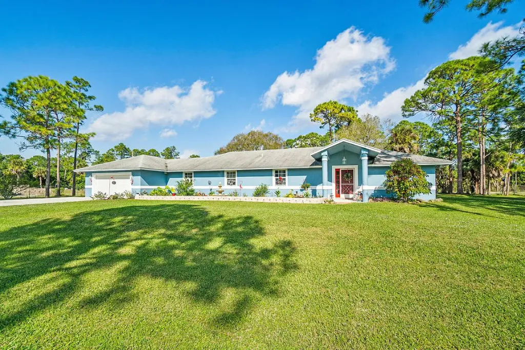 15741 99th Court N West Palm Beach FL 33412