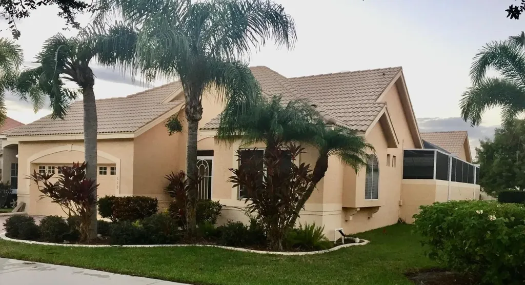 650 SW Lake Charles Circle Port St Lucie FL 34986