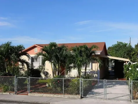 417 S F Street Lake Worth Beach FL 33460