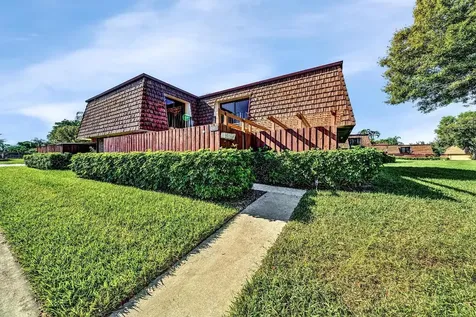 2911 29th Lane Greenacres FL 33463