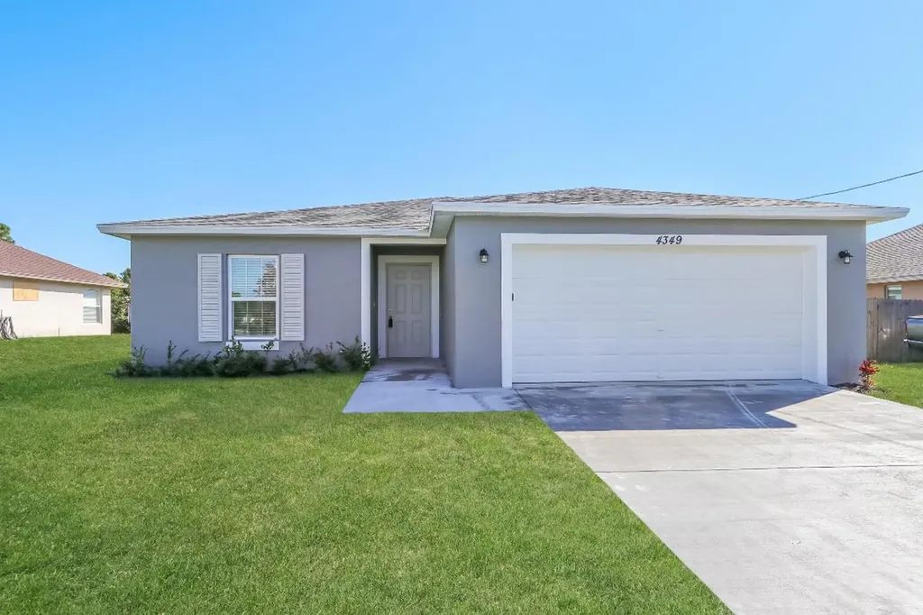 4349 SW Gagnon Road Port St Lucie FL 34953