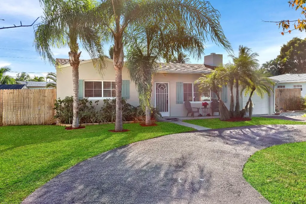 118 Heather Lane Delray Beach FL 33444